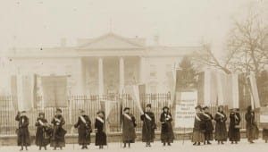 National_Womens_Patry_picketing_the_White_House